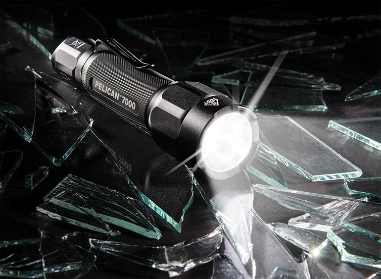 pelican-7000-high-lumens-led-tactical-flashlight