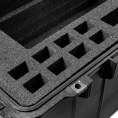 PEL_1740_3AR_DETAIL_PISTOLMAG_med