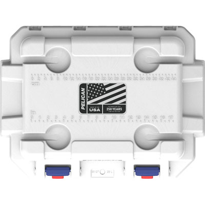 2025_PEL_Coolers_30Qt_Americana BluLtch_Top_Mockup_med