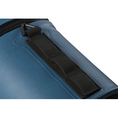 SP26_PEL_Cooler_Dayventure_Base_SOFT CBASE INDG_Indigo_Onwhite_Macro_Loops