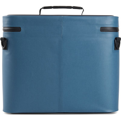 SP26_PEL_Carry_Dayventure_Indigo_Onwhite_Back