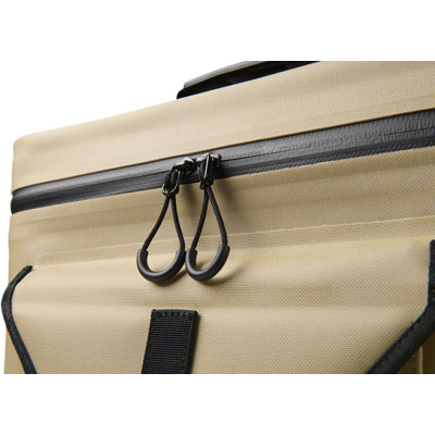 SP26_PEL_Carry_Dayventure_Tan_Onwhite_Detail Zipper