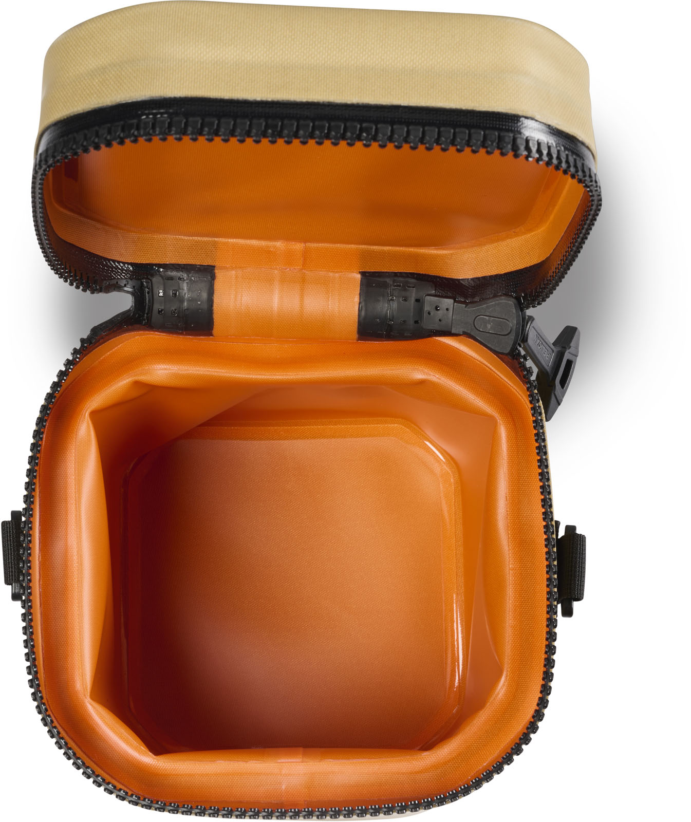 SP26_PEL_Cooler_Dayventure_Cube_SOFT CCUBE COYOTE_Coyote_Onwhite_Topdown_LidOpen