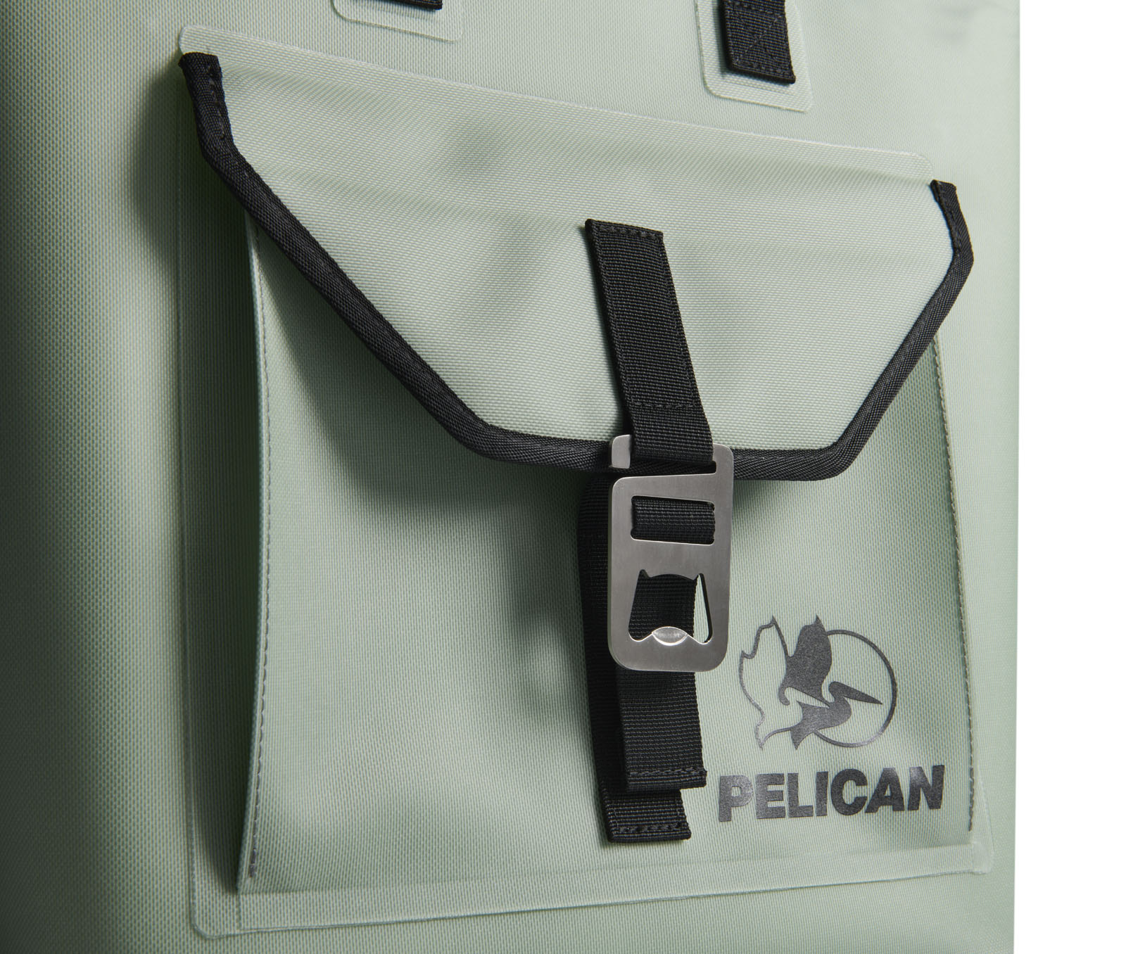 SP26_PEL_Tote_Dayventure_Sage_Onwhite_Detail1