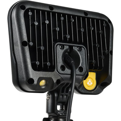 9750_PELI_DETAIL_LIGHT