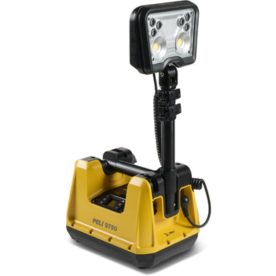 9750_PELI_YELLOW_ANGLE_LIGHT