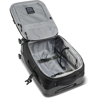 AEGIS_22L_4_WHEEL_BLK_OPEN_2