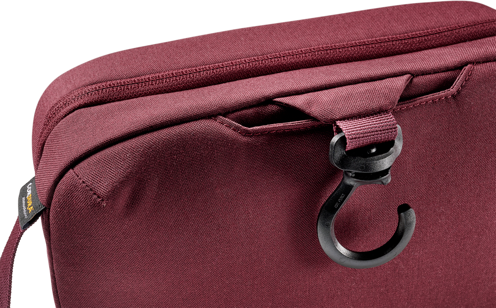 PEL_AEGIS_DOP DE_DetailBackHookPocket 2_med