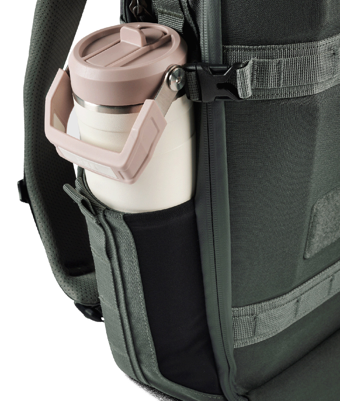 2025_PELI_AEGIS_TravelPack_CHAR_OnWhite_Macro Pocket 1